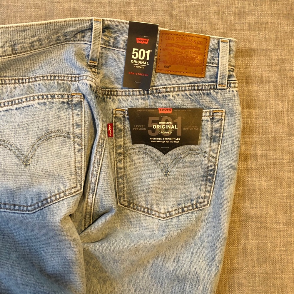 NEW Levi's 501 Original Cropped Women's Jeans - Picture 3 of 4